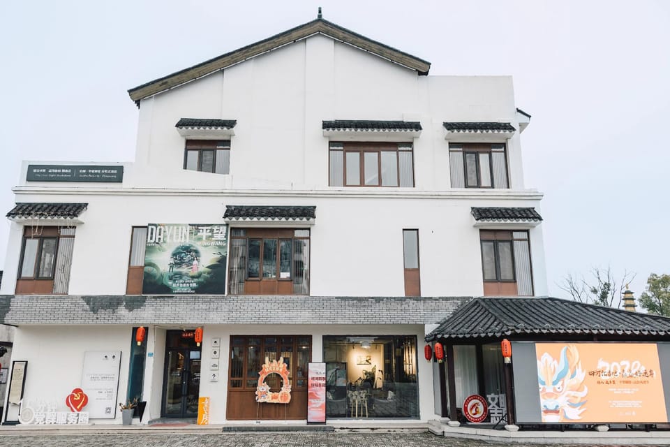 Suzhou Jiushu Resorts  Pingwang Hotel in Suzhou