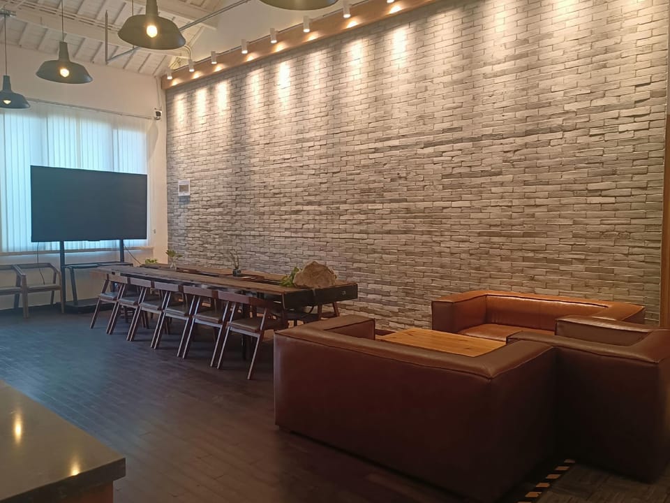 Suzhou Jiushu Resorts  Pingwang Hotel in Suzhou