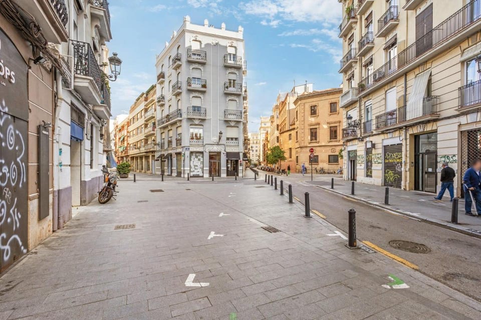 Limehome Valencia Calle de Cadiz Hotel in Valencia