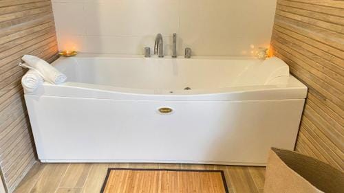 Cilento Mare Jacuzzi Hotel in Agropoli
