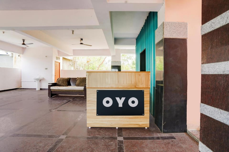 Hotel O 11 Eleven Hotel in Hyderabad