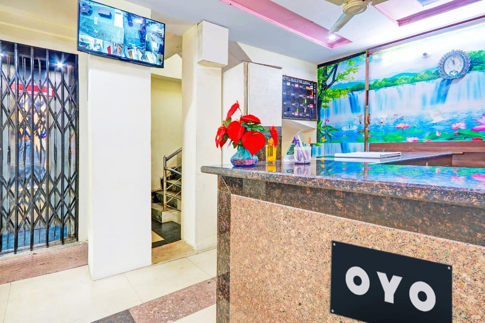 HOTEL O BLUE STAR LODGE Hotel in Hyderabad