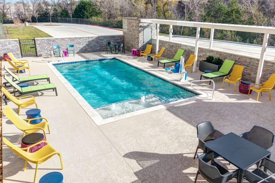 Home2 Suites by Hilton Dallas I-30 Cockrell Hill Hotel in Dallas