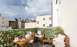 Designer Retreat   5  Location   Balcony   Parking Hotel in Hove