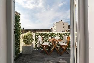 Designer Retreat   5  Location   Balcony   Parking Hotel in Hove
