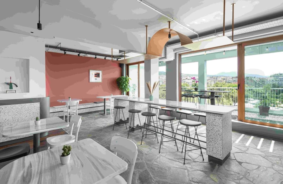 Zeus is Loose Hostel Hostel in Thessaloniki