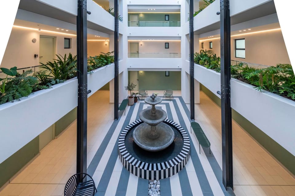 The Sage Aparthotel by Totalstay Hotel in Sea Point
