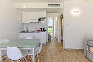 Stunning Capo Falcone Charming Apartments for 4 people Hotel in Stintino