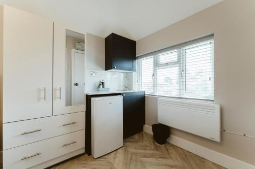 West Drayton Self Contained Studios Hotel in London Borough of Hillingdon