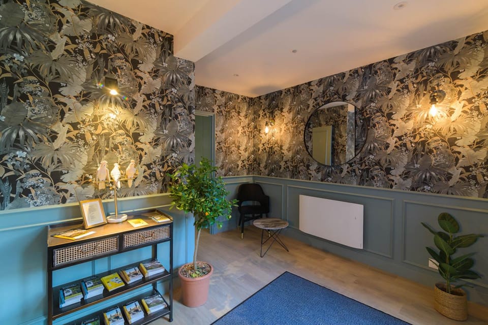 Le Logis d'Origine. Apartment hotel in Île-de-France