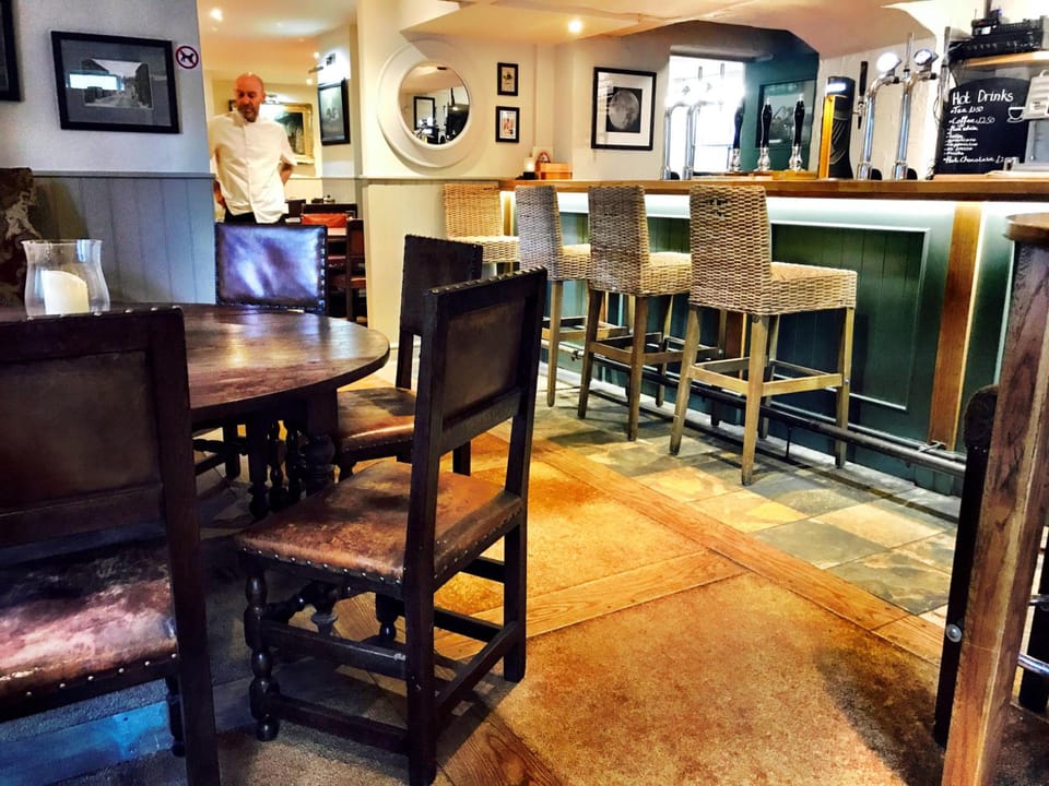 Bar/lounge