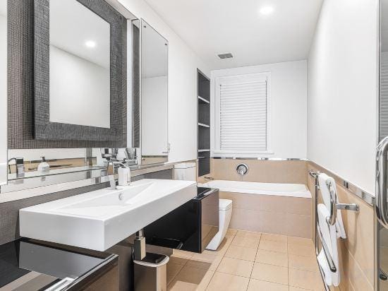 Stylish 2Br Escape Urban Bliss by Zodiak Stays Hotel in Auckland