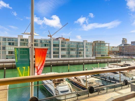 Stylish 2Br Escape Urban Bliss by Zodiak Stays Hotel in Auckland
