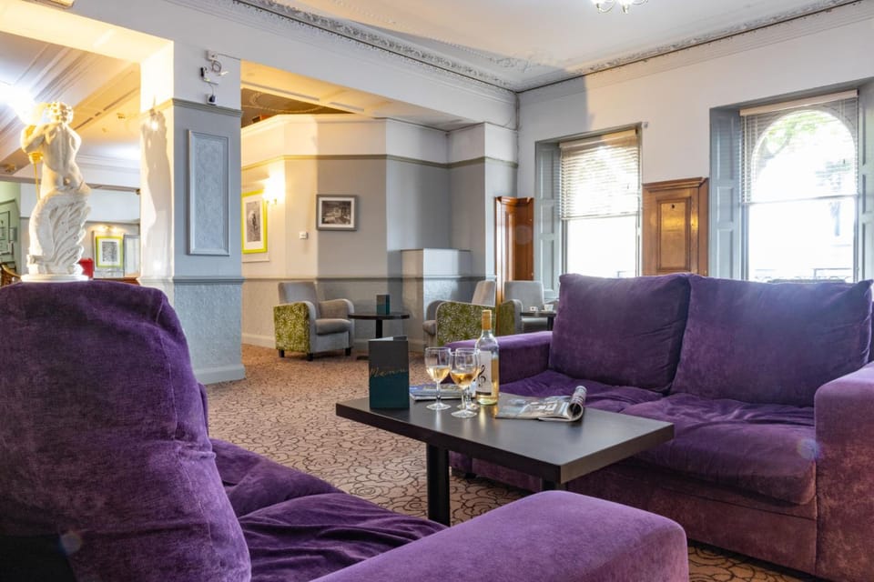 Bar/lounge