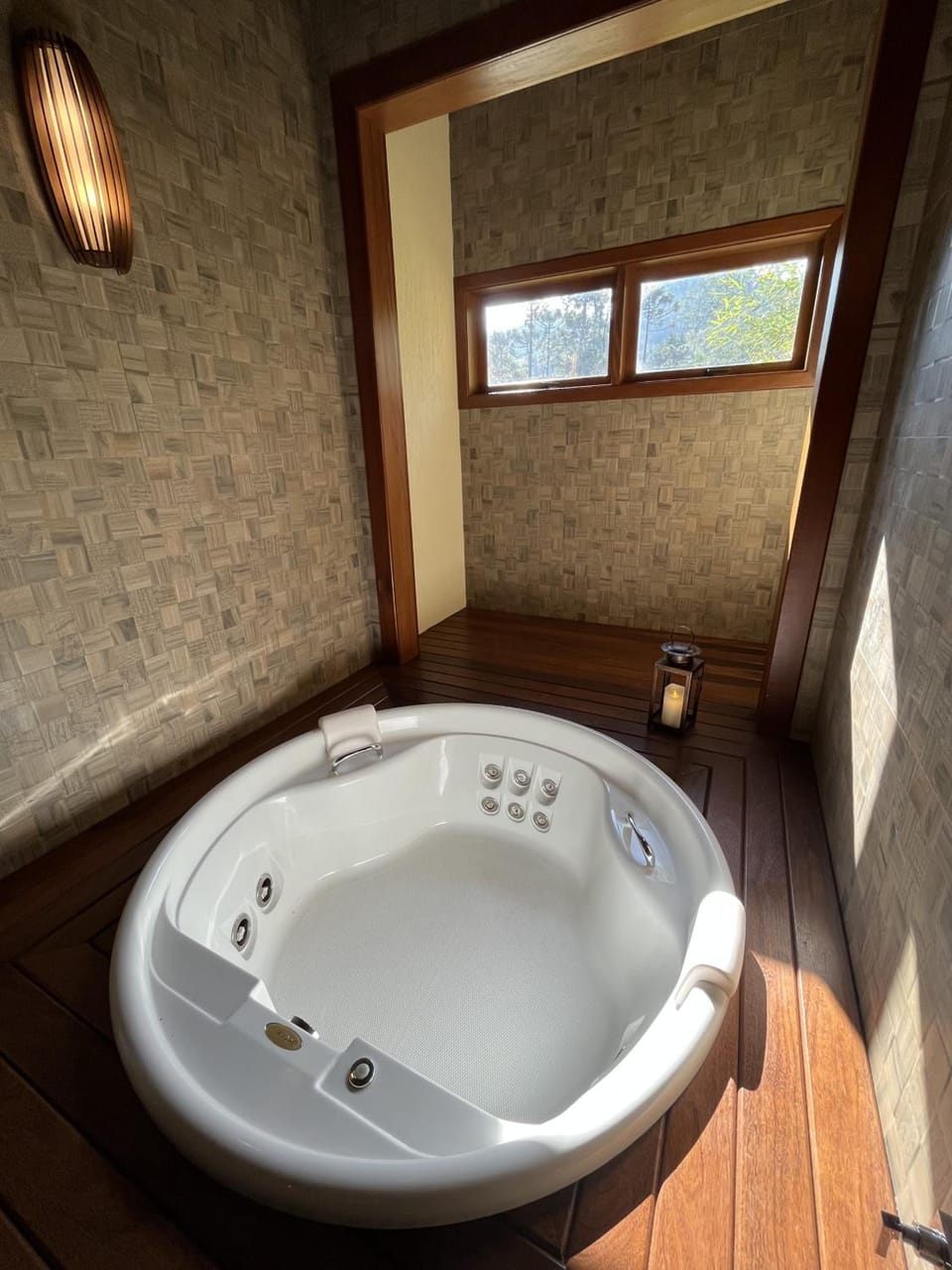 Hot tub