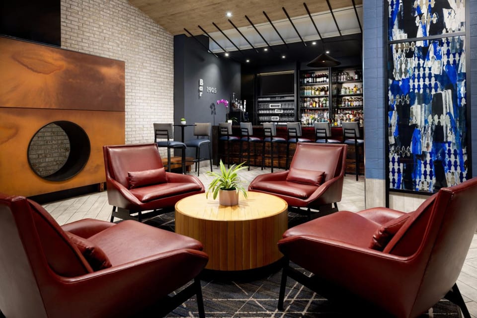 Bar/lounge