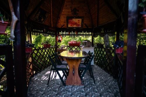 Cabana La Ionica Hotel in Timiș County
