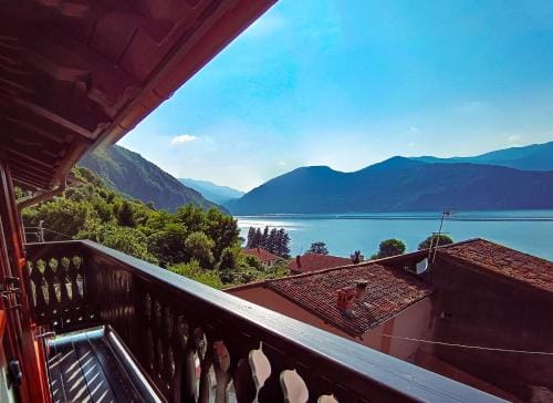 La Casa sulla Roccia Hotel in Province of Brescia