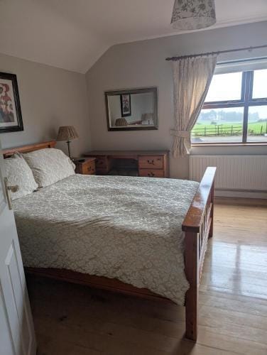 Clare House Bed & Breakfast Hotel in Ballycastle