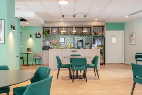 Residence Services Oh Activ Avignon Hotel in Avignon
