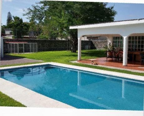 Bungalows Iris Hotel in State of Morelos