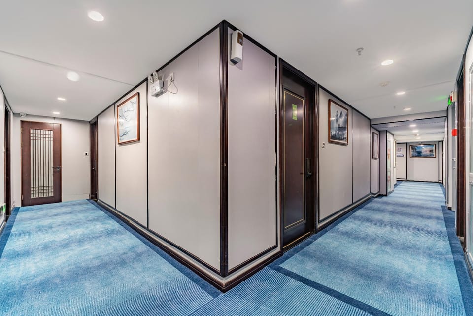 Hi Inn Hangzhou West Lake Cultural Square Hotel in Hangzhou