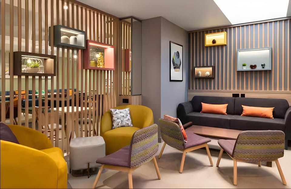 Hampton by Hilton Nuneaton Hotel in North Warwickshire District