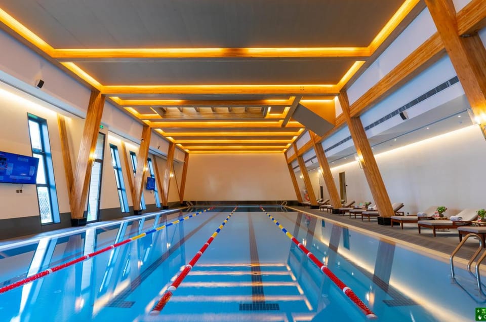 Narada Resort & Spa Nanxun Giant Hotel in Jiangsu