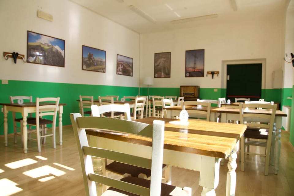 OH! Outdoor Hostel Hostel in Umbria
