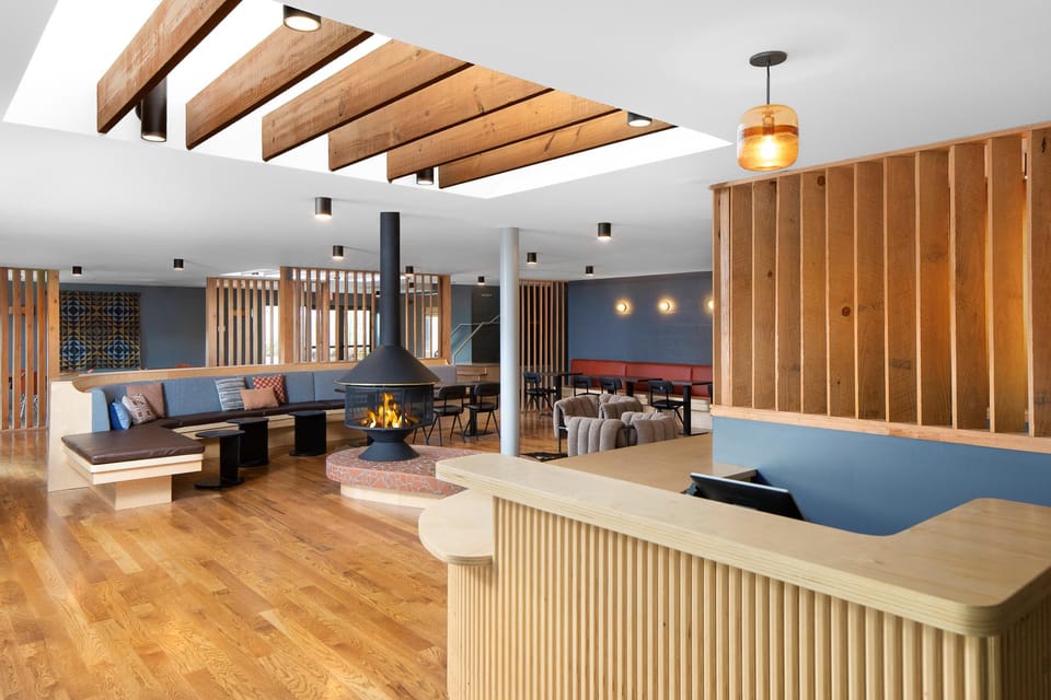 Rhode's Motor Lodge Hotel in Boone