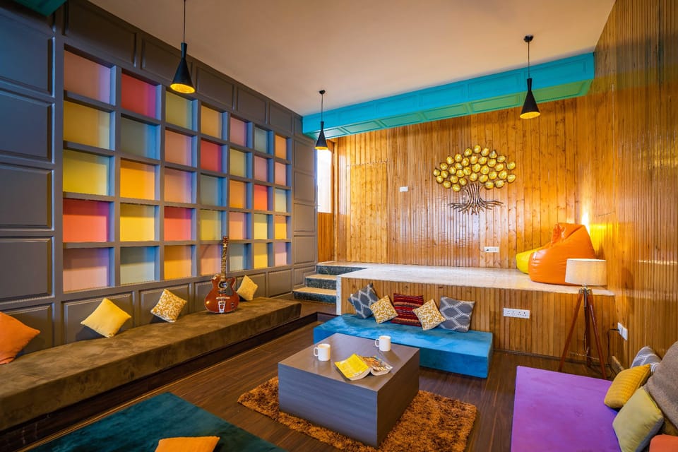Zostel Srinagar Hostel in India