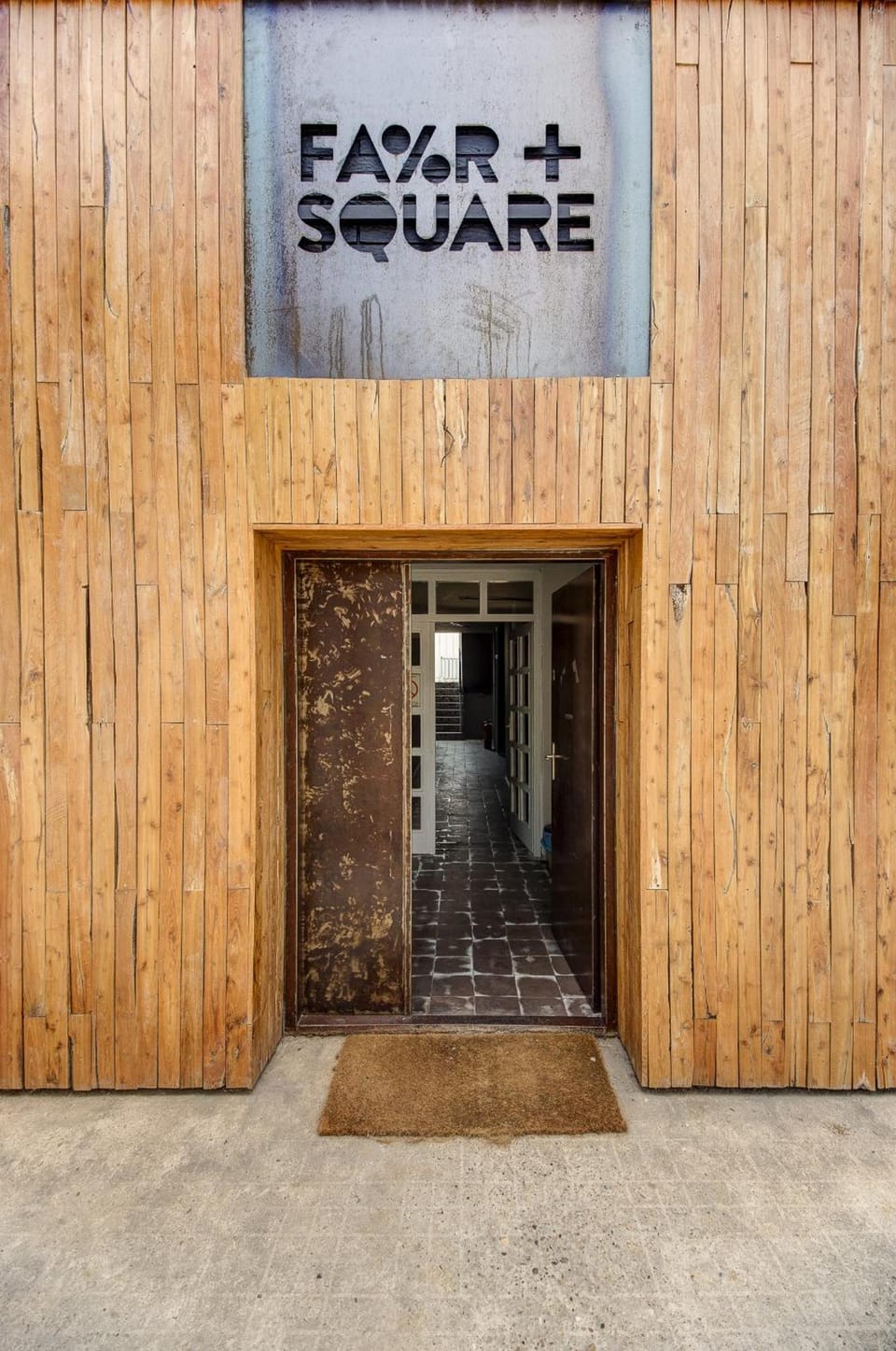 Hostel Fair and Square Hostel in Belgrade