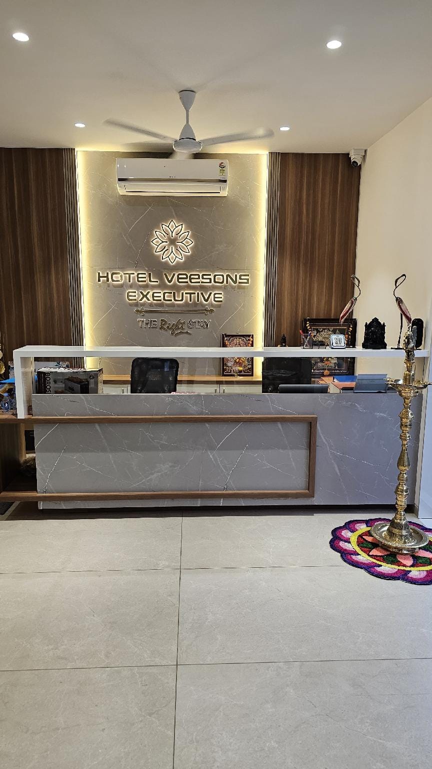HOTEL VEESONS EXECUTIVE  Hotel in Karnataka