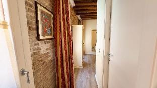 Graceful Venice Barnaba Suite by Ca-Sa Check Hotel in Lido di Venezia