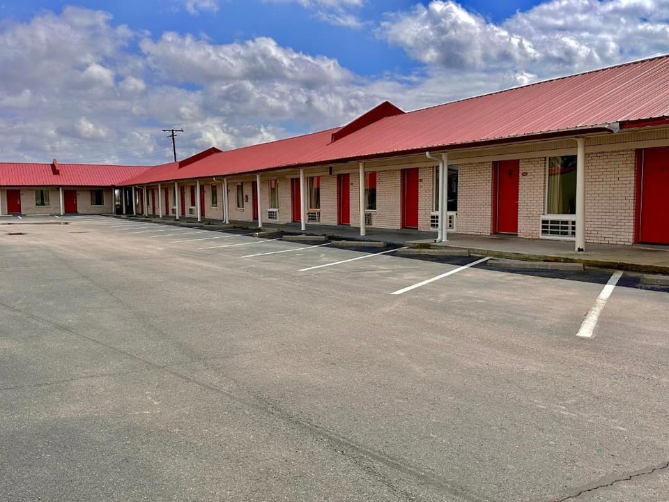 Relax Inn Mcgehee Motel in Mississippi