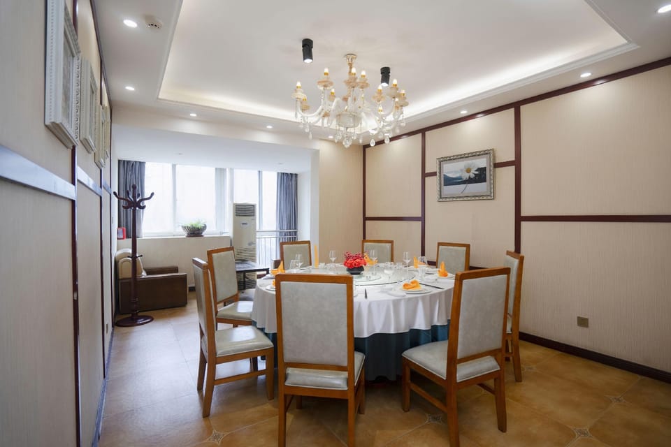 维也纳智好酒店（洛阳开元大道店） Hotel in China