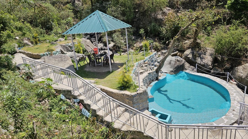 On the rocks Hotel in Himachal Pradesh