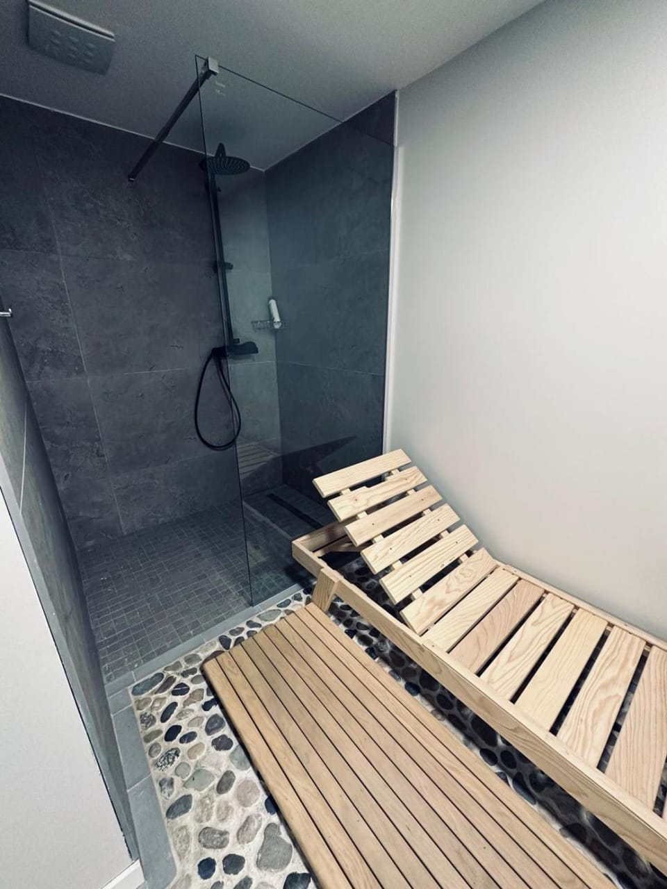 Villa AYA - with sauna and outdoor swimming pool Hotel in Mostar
