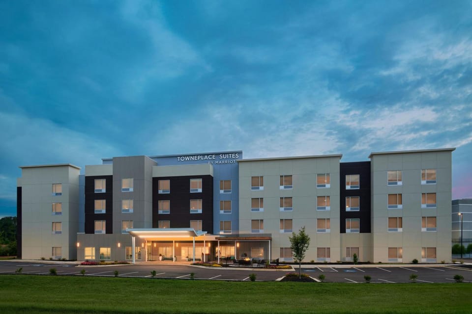 TownePlace Suites by Marriott Calhoun Hotel in Calhoun