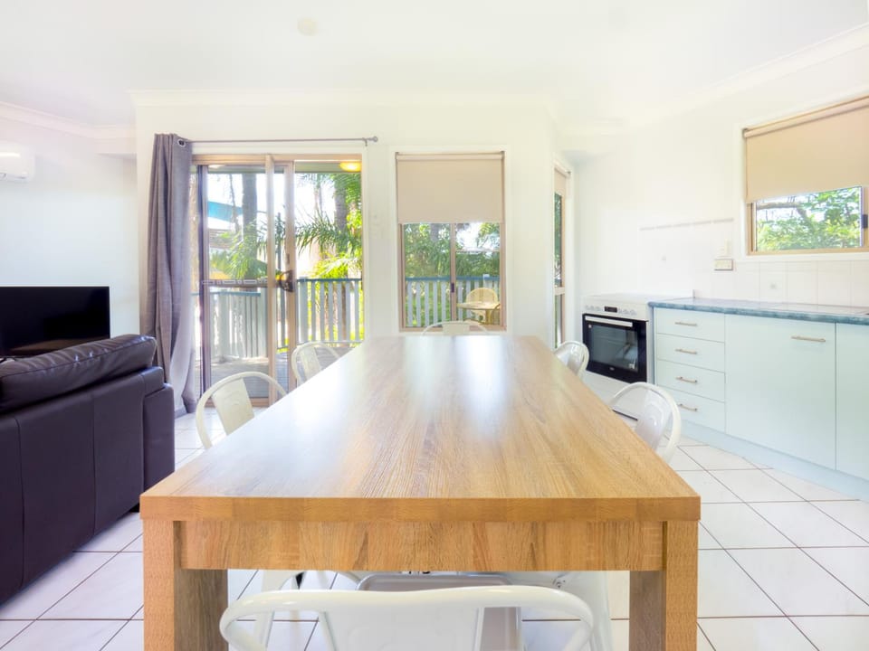 Boyne Island Motel and Villas Hotel in Tannum Sands
