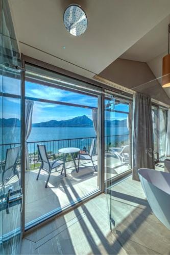 Sky View Garda Lake by Hotel Galvani Hotel in Torri del Benaco