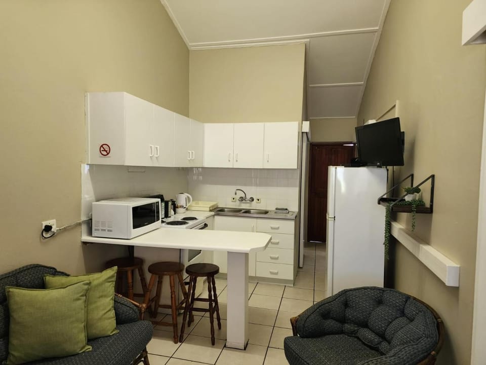 Muir Holiday Apartments Apartment hotel in Western Cape