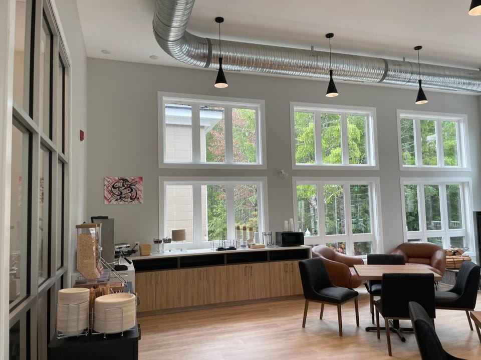 Baymont by Wyndham Gold River Hotel in Vancouver Island