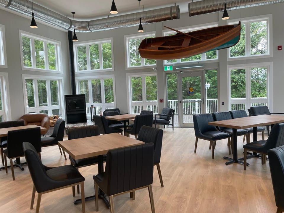 Baymont by Wyndham Gold River Hotel in Vancouver Island