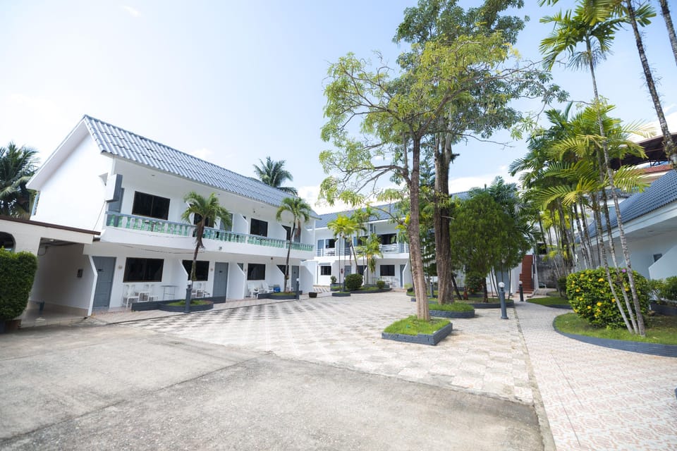 The coconut resort hotel Apartment hotel in Patong