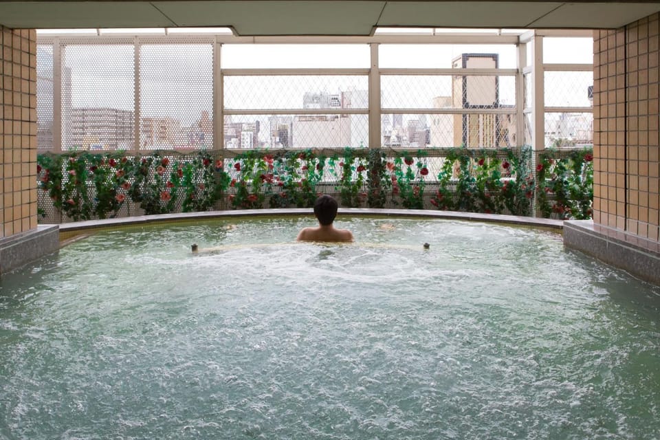 Sauna & Capsule AMZA (mens only) Capsule hotel in Osaka