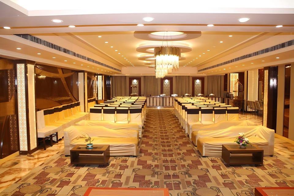 Hotel Keshari Palace Hotel in Varanasi