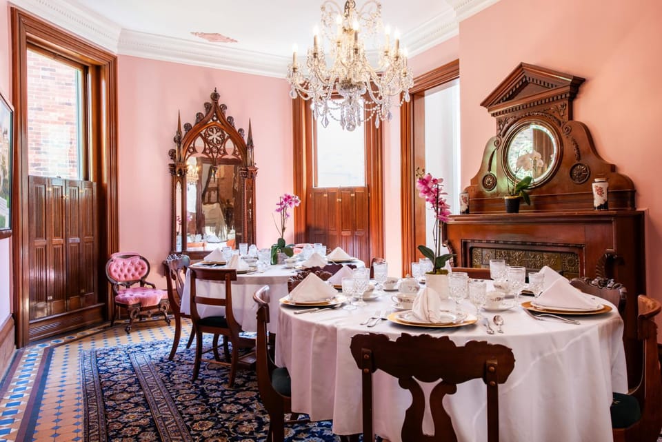 Central Park Bed & Breakfast Hotel in Louisville