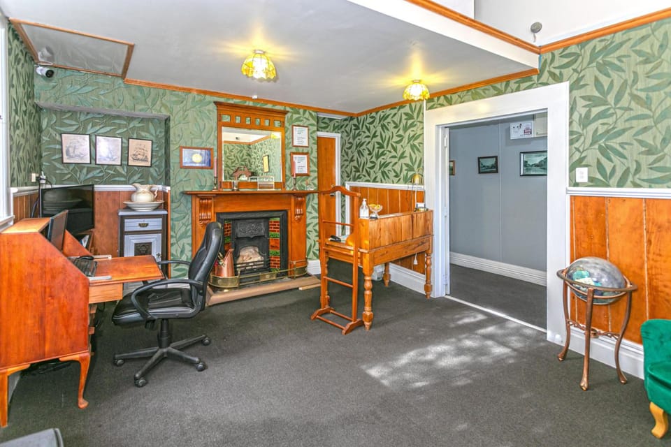 Lady Bowen Bed & Breakfast Hotel in Waikato