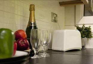 Victoria Centre Apartments &amp; Annexe Hotel in Nottingham